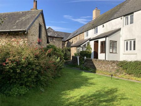 2 bedroom terraced house to rent - Photo 4