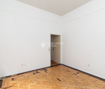 Apartamento com 2 quartos e 56m² para alugar em Cidade Baixa, Porto... - Photo 1