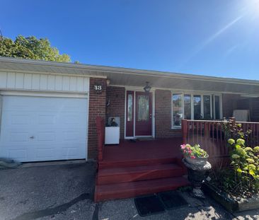 For Lease - 43 Sherwood Forest Drive, Markham, Ontario - Photo 2