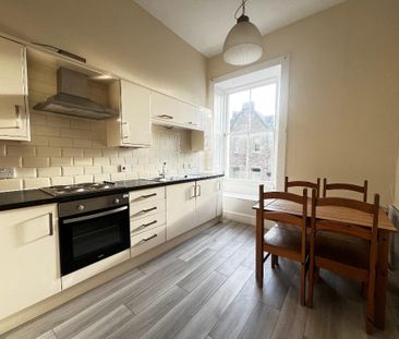 2 bedroom flat to rent - Photo 6