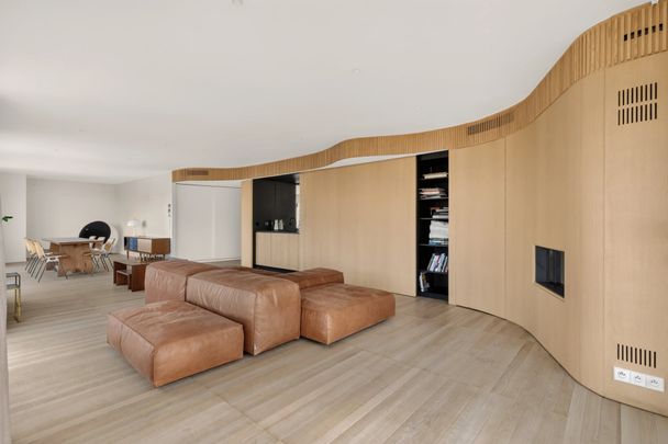 Tout savoir sur cet appartement dans le quartier Saint James-Delabordère, à Neuilly-sur-Seine - Photo 1
