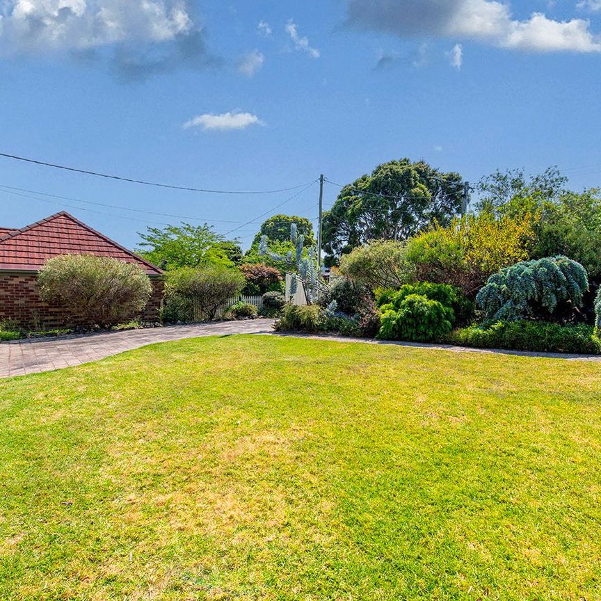 Family Home in Box Hill High School zone - Photo 1