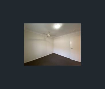 Lakeside Living - Photo 6