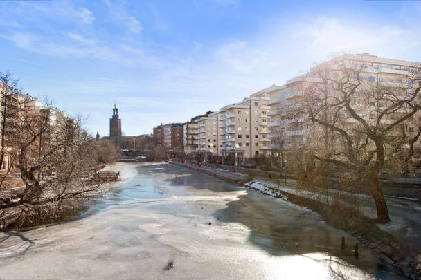 2:a Mitt i City, Nära T-Centralen - Foto 1