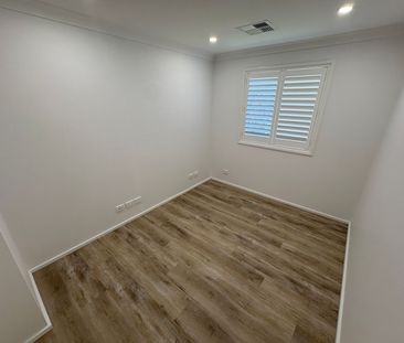 Fully Renovated 3 Bedroom Home + Self-Contained Studio | Quiet Cul-... - Photo 4