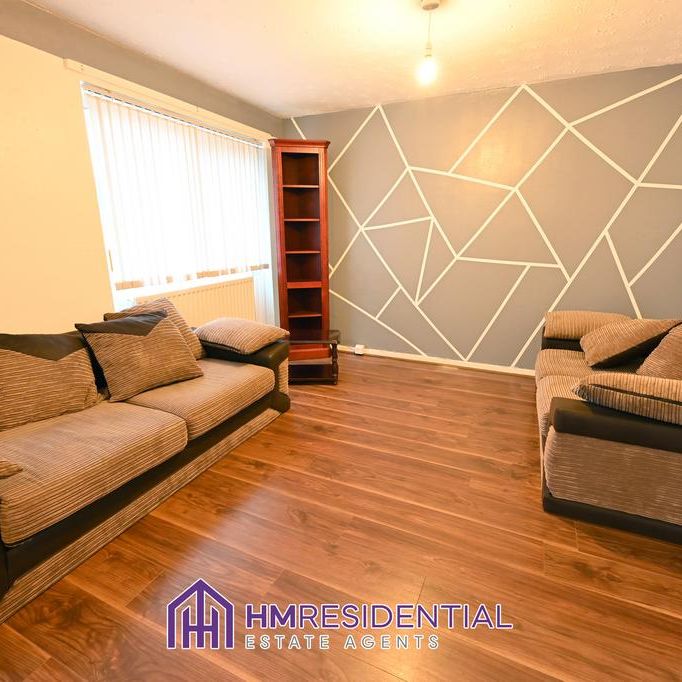2 bedroom end of terrace house to rent - Photo 1