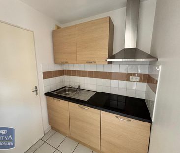 Location Appartement 2 pièces 47m² LAVAL 53000 - Photo 2
