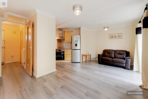 Blyth Close, London, E14 3DU - Photo 1