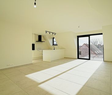 Zeer lichtrijk nieuwbouwappartement te Buggenhout - Photo 1