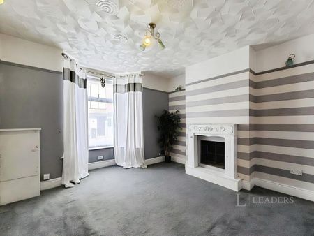3 bedroom terraced house to rent - Photo 3