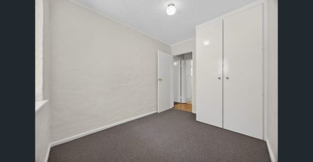Neat & Low-Maintenance Two Bedroom Unit in the Heart of Wembley - Photo 3