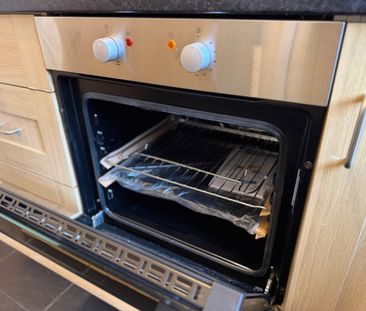 4 Bed Terraced House, Parkfield Mount, LS11 - Photo 5