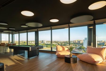 Calle Elche, Sevilla, Andalusia 41013 - Photo 3