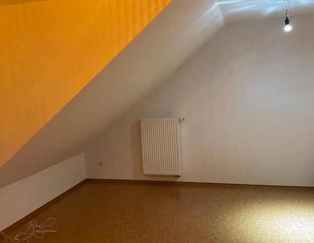 Helle 3-Zimmer Dachgeschosswohnung - Foto 1