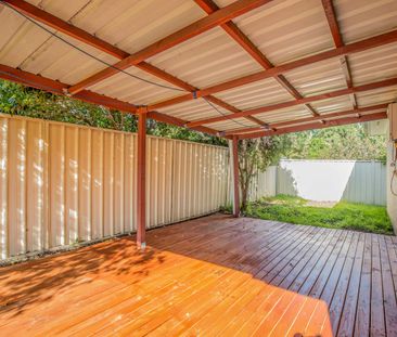 Tidy Granny Flat in a good location! - Photo 5