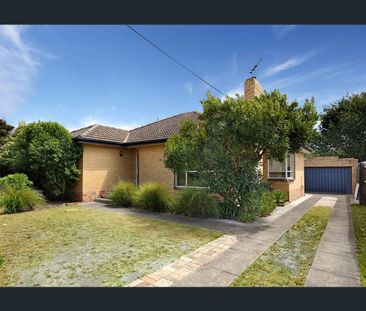 13 Magnolia Ave, Bentleigh East, Vic 3165 - Photo 6