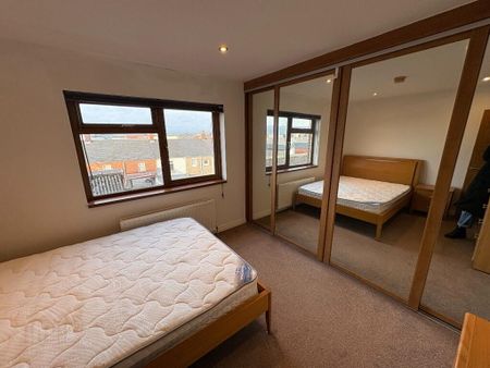 Unit 2, 328a Beersbridge Road, Belfast, BT5 5DY - Photo 4