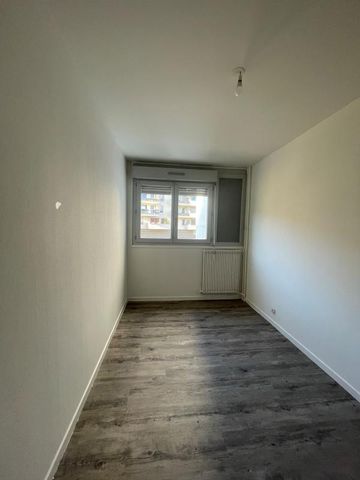 APPARTEMENT TYPE 4 77m2 TULLINS - Photo 4