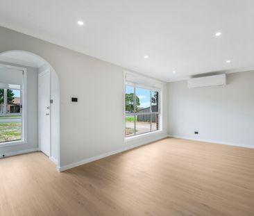 Charming Family Home in a – Prime RabyLocation - Photo 3