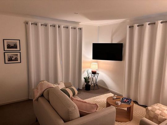 Short term rental - avail from 27 Feb ‘26 - Photo 1