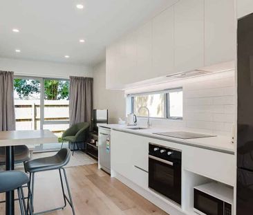 Modern 2BR Townhouse in Mangere East! - Photo 5