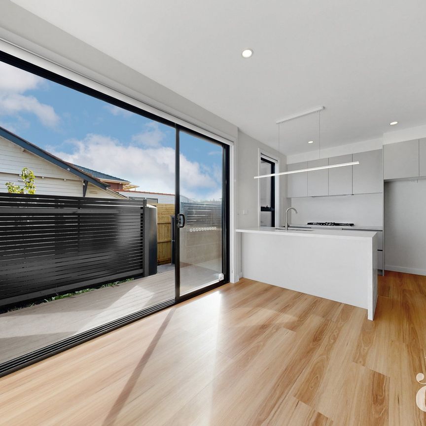 2/6 Wheeler Street, Ormond - Photo 1