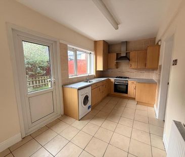 3 bedroom terraced house to rent - Photo 4