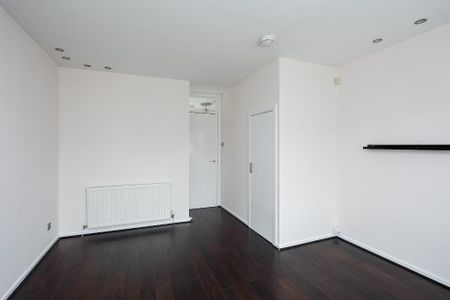 2 bedroom semi-detached house to rent - Photo 2