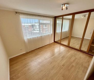 2 Bedroom Flat To Let - Photo 3