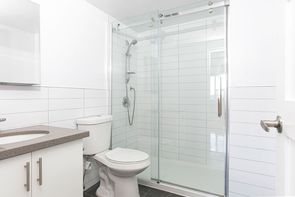 For Lease - 9 Deer Park Crescent Unit# 1706, Toronto, Ontario - Photo 1