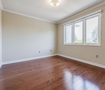 For Lease - 81 Ennisclare Place, Whitby, Ontario - Photo 3