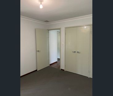 Three Bedroom Villa in a Small Complex - Photo 6