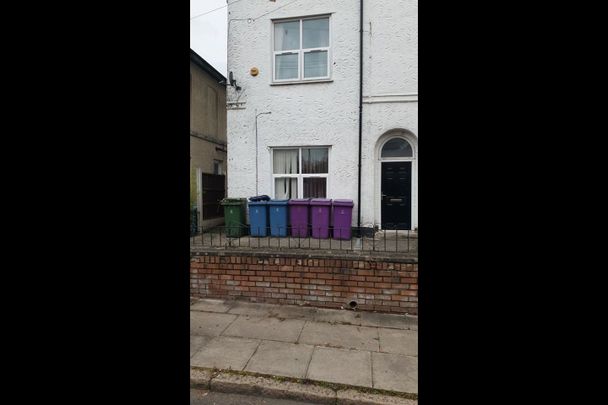 Room in a Shared House, Stanley Street, L7 - Photo 1