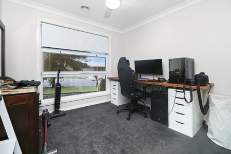 1 Thane Court Lloyd NSW - Photo 4