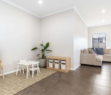 28 Central Park Drive - Photo 2