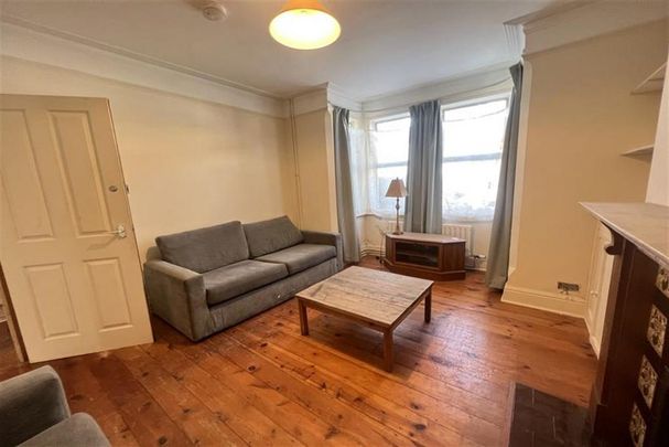 4 bedroom terraced house to rent - Photo 1