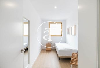 Apartment for rent with 2 bedrooms, studio and terrace in Badalona