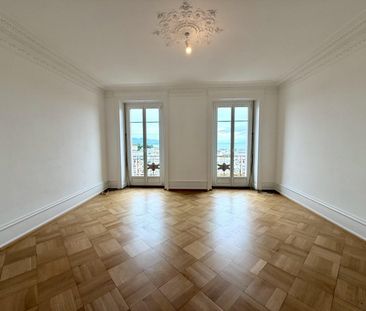 Appartement de caractère de 5 pièces au coeur de Lausanne - Photo 3