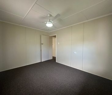 THREE BEDROOM HOME IN WALKERVALE! - Photo 3
