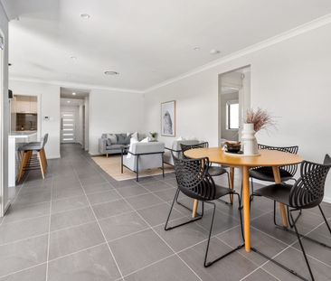 THIS HOME IS SIMPLY GORGEOUS!! - Photo 2