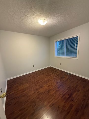 For Lease - 5013 Kempling Lane, Burlington, Ontario - Photo 2