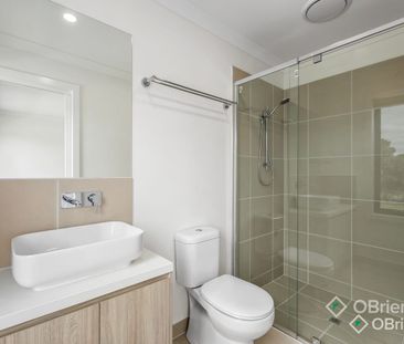 Modern Townhouse in Armstrong Creek! - Photo 5