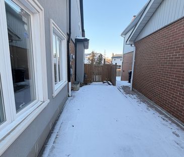 For Lease - 130 ALEXMUIR Boulevard, Toronto, Ontario - Photo 6