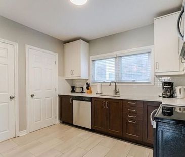 For Lease - 4354 Leader Lane, Niagara Falls, Ontario - Photo 3