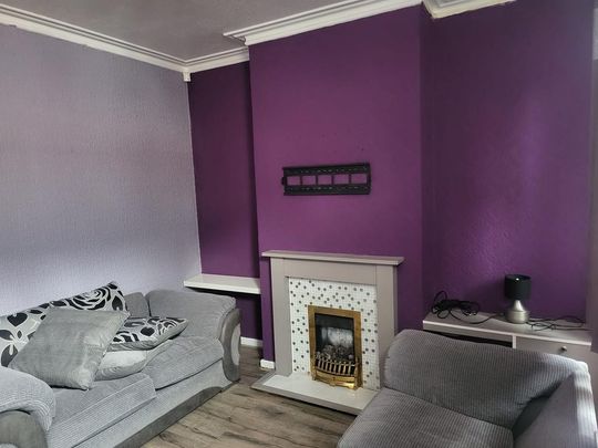 2 bedroom house share to rent - Photo 1