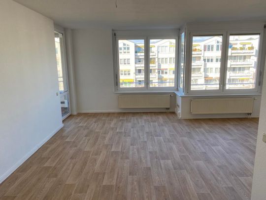 Einziehen und wohlfühlen: 3-Zimmer-Wohnung mit Balkon - Photo 1