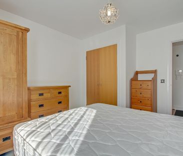 1 bed flat to rent in Drinkwater Road, Harrow - Photo 1