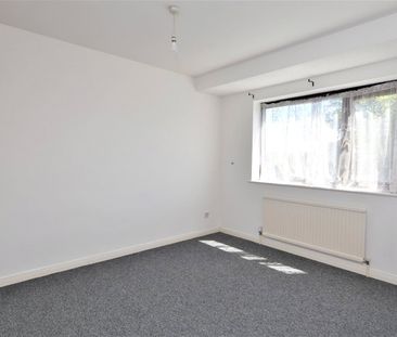 Midsummer Meadow, Shoeburyness, Essex, SS3 8UU - Photo 5