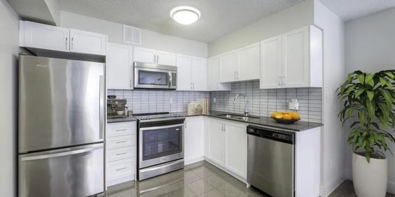 Dufferin Crossing - Photo 3