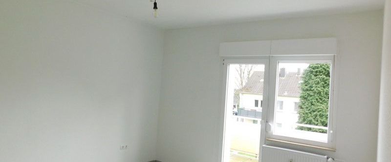 Klasse 2-Zimmer-Wohnung mit Balkon im Fliegenbusch! - Photo 1